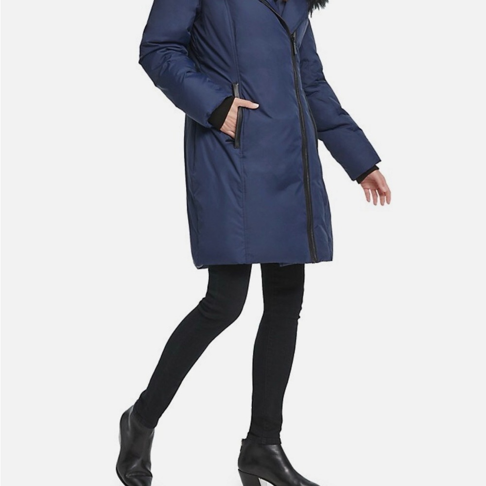 DKNY Midnight Puffer Coat with Faux Fur Trim - Picture 3 of 11